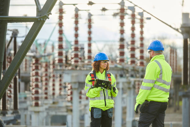 Best 24-Hour Electrician  in Los Chaves, NM
