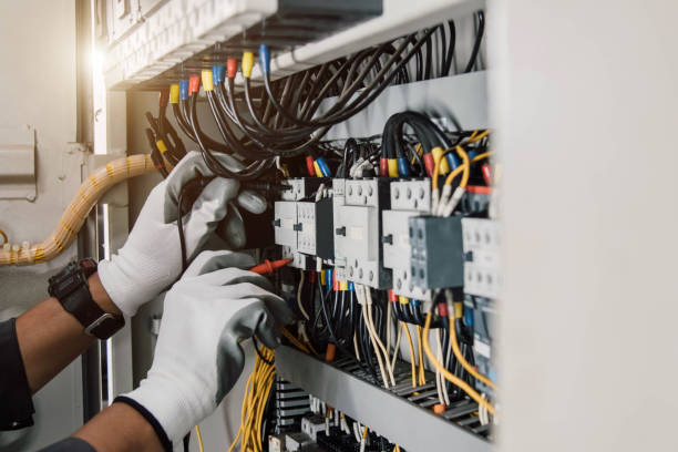 Best Affordable Electrician  in Los Chaves, NM